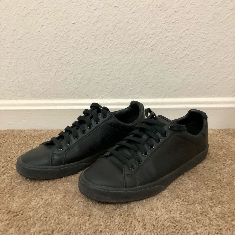 Zara Black Sneakers